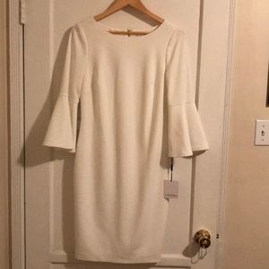 Jersey bell sleeved Ivory Calvin Klein. Sexxxxay.